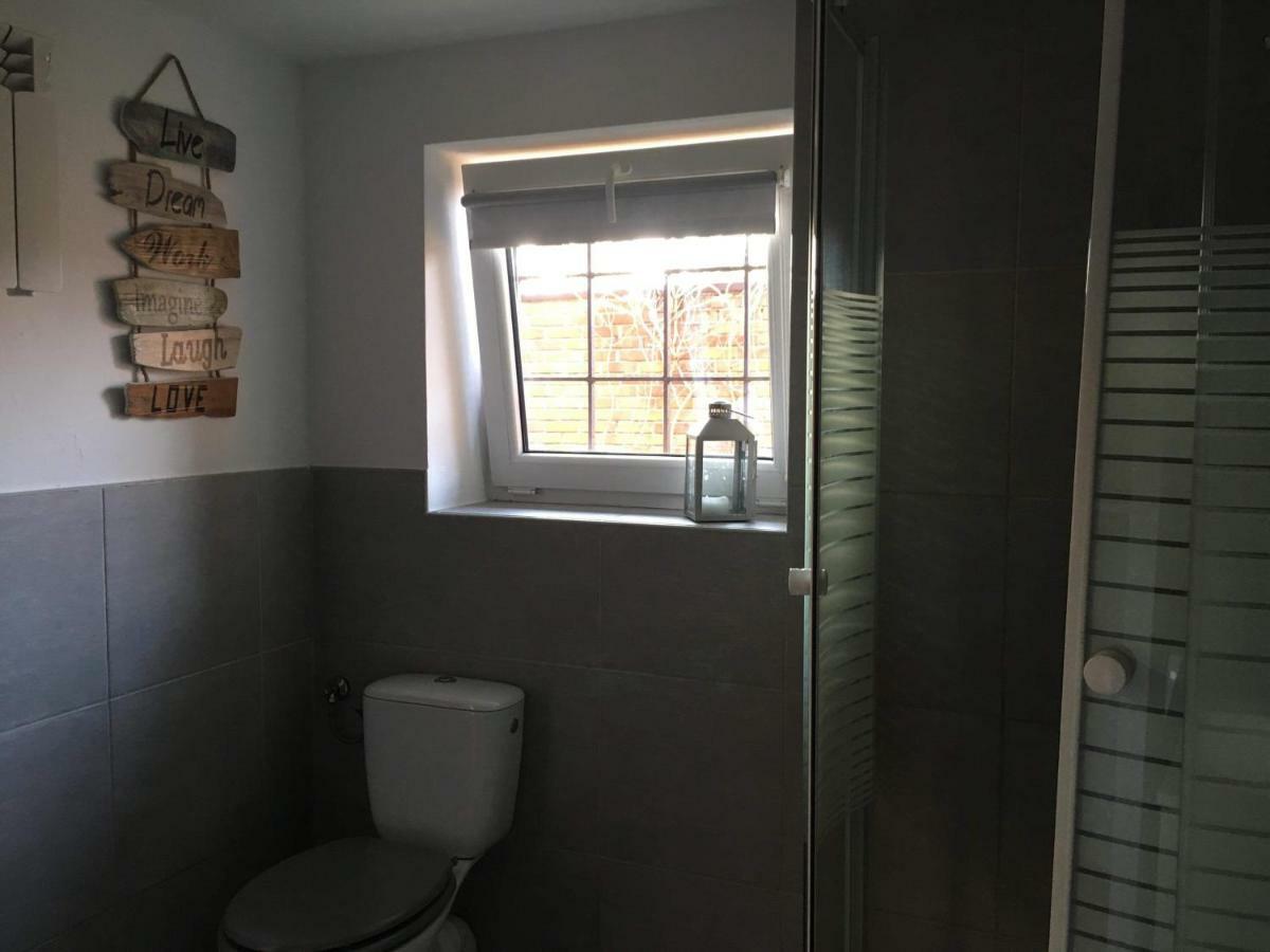 Big Calm Apart Hotel 15Min Warsaw 6Pers Wifi Fireplace Garden Grill Varsóvia Exterior foto